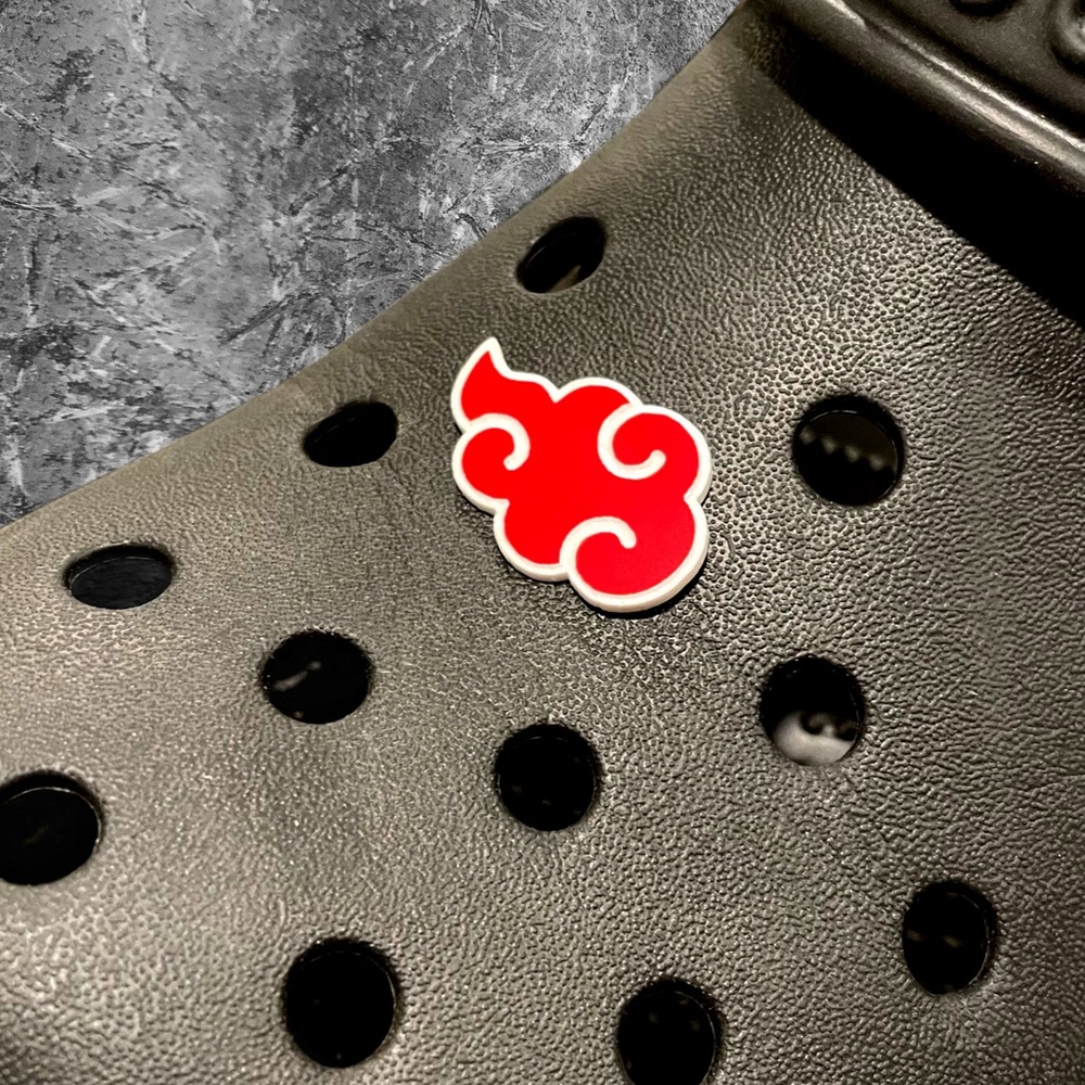COPY - Red cloud Shoe Charm Akatsuki Anime Decor Shoe Pin Jibbitz Charm Anime C…